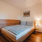 Tom & Jeri - 2 By Interhome Apartament Kaprun