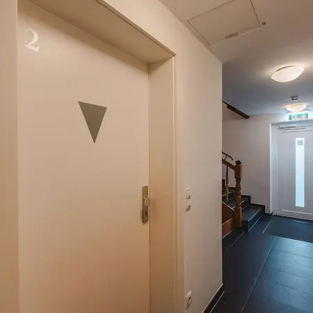 Tom & Jeri - 2 By Interhome *