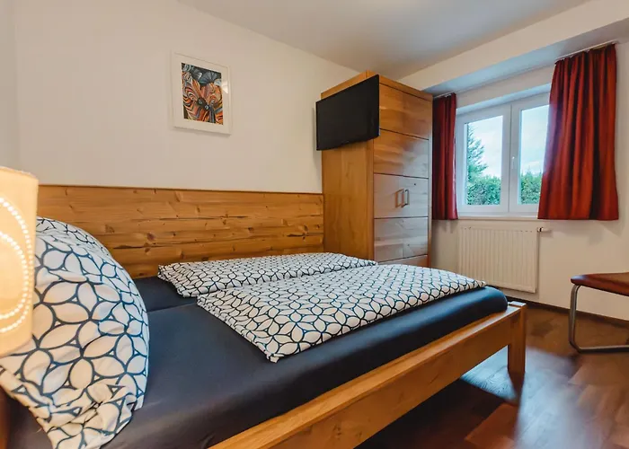 Tom & Jeri - 2 By Interhome Kaprun